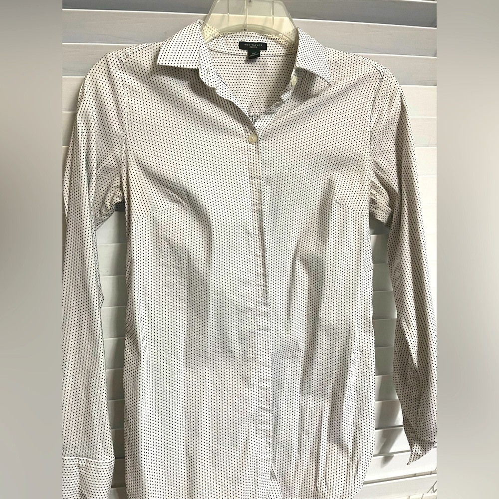 POLKA DOTS Ann Taylor Suite Button Shirt